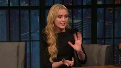 Kathryn_Newton_Had_a_Star_Studded_Dinner_with_Meryl_Streep_and_Reese_Witherspoon5B15D_134.jpg