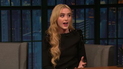 Kathryn_Newton_Had_a_Star_Studded_Dinner_with_Meryl_Streep_and_Reese_Witherspoon5B15D_137.jpg