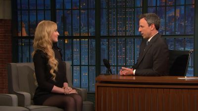 Kathryn_Newton_Had_a_Star_Studded_Dinner_with_Meryl_Streep_and_Reese_Witherspoon5B15D_157.jpg
