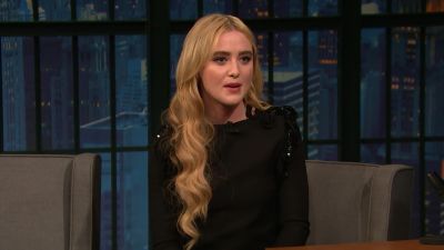 Kathryn_Newton_Had_a_Star_Studded_Dinner_with_Meryl_Streep_and_Reese_Witherspoon5B15D_173.jpg