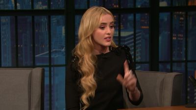 Kathryn_Newton_Had_a_Star_Studded_Dinner_with_Meryl_Streep_and_Reese_Witherspoon5B15D_174.jpg