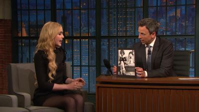 Kathryn_Newton_Had_a_Star_Studded_Dinner_with_Meryl_Streep_and_Reese_Witherspoon5B15D_224.jpg