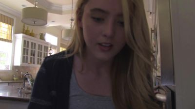 Paranormal_Activity_4_2012_Unrated_1080p_BluRay_x264_4538.jpg