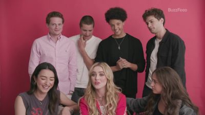 The_Cast_Of5B15D_154.jpg