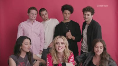 The_Cast_Of5B15D_190.jpg