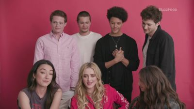 The_Cast_Of5B15D_318.jpg