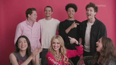The_Cast_Of5B15D_366.jpg