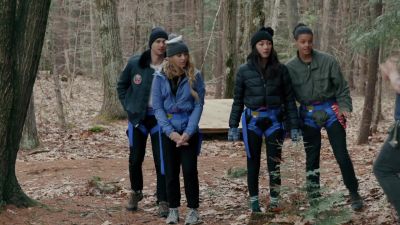 The_Society_Cast_Back_to_Basics___Road_Trip___Netflix5B15D_217.jpg