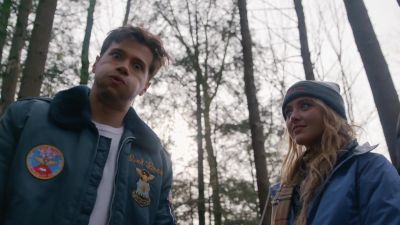 The_Society_Cast_Back_to_Basics___Road_Trip___Netflix5B15D_349.jpg
