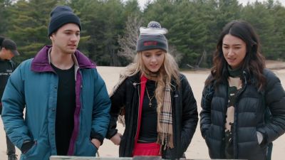 The_Society_Cast_Back_to_Basics___Road_Trip___Netflix5B15D_864.jpg