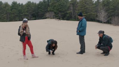 The_Society_Cast_Back_to_Basics___Road_Trip___Netflix5B15D_870.jpg