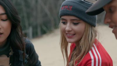 The_Society_Cast_Back_to_Basics___Road_Trip___Netflix5B15D_883.jpg