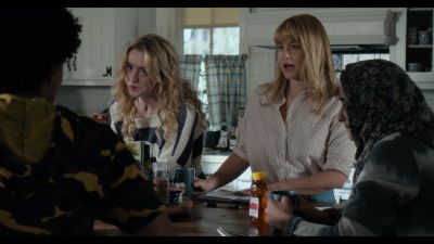 The_Society_S01E02_Our_Town_1080p_NF_WEB-DL_DDP5_1_x264-NTG_0322.jpg