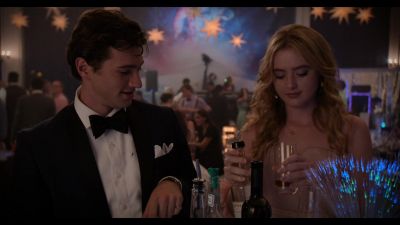 The_Society_S01E03_Childhoods_End_1080p_NF_WEB-DL_DDP5_1_x264-NTG_2450.jpg