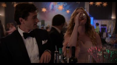 The_Society_S01E03_Childhoods_End_1080p_NF_WEB-DL_DDP5_1_x264-NTG_2453.jpg