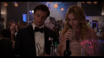 The_Society_S01E03_Childhoods_End_1080p_NF_WEB-DL_DDP5_1_x264-NTG_2465.jpg