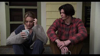 The_Society_S01E05_Putting_on_the_Clothes_1080p_NF_WEB-DL_DDP5_1_x264-NTG_0105.jpg