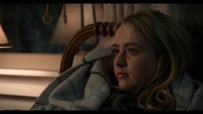 The_Society_S01E05_Putting_on_the_Clothes_1080p_NF_WEB-DL_DDP5_1_x264-NTG_1250.jpg