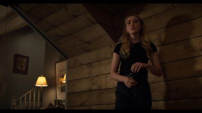 The_Society_S01E05_Putting_on_the_Clothes_1080p_NF_WEB-DL_DDP5_1_x264-NTG_2675.jpg
