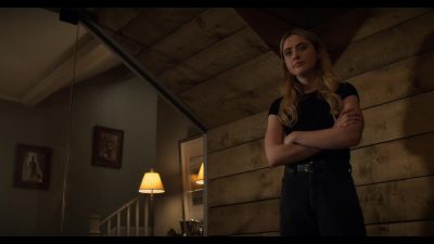 The_Society_S01E05_Putting_on_the_Clothes_1080p_NF_WEB-DL_DDP5_1_x264-NTG_2682.jpg