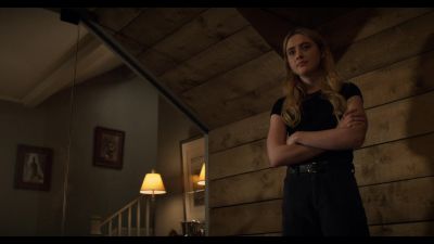 The_Society_S01E05_Putting_on_the_Clothes_1080p_NF_WEB-DL_DDP5_1_x264-NTG_2683.jpg