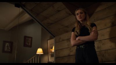 The_Society_S01E05_Putting_on_the_Clothes_1080p_NF_WEB-DL_DDP5_1_x264-NTG_2689.jpg