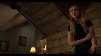 The_Society_S01E05_Putting_on_the_Clothes_1080p_NF_WEB-DL_DDP5_1_x264-NTG_2709.jpg