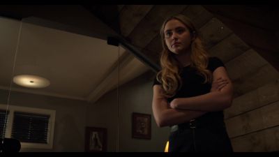 The_Society_S01E05_Putting_on_the_Clothes_1080p_NF_WEB-DL_DDP5_1_x264-NTG_2736.jpg