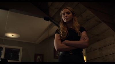 The_Society_S01E05_Putting_on_the_Clothes_1080p_NF_WEB-DL_DDP5_1_x264-NTG_2737.jpg
