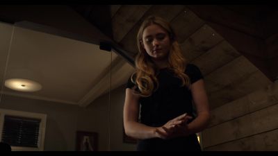 The_Society_S01E05_Putting_on_the_Clothes_1080p_NF_WEB-DL_DDP5_1_x264-NTG_2744.jpg