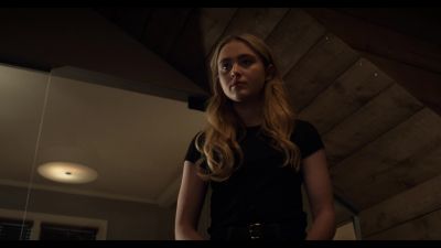 The_Society_S01E05_Putting_on_the_Clothes_1080p_NF_WEB-DL_DDP5_1_x264-NTG_2770.jpg