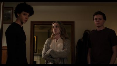 The_Society_S01E06_Like_a_F-ing_God_or_Something_1080p_NF_WEB-DL_DDP5_1_x264-NTG_1319.jpg