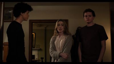 The_Society_S01E06_Like_a_F-ing_God_or_Something_1080p_NF_WEB-DL_DDP5_1_x264-NTG_1323.jpg