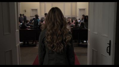 The_Society_S01E06_Like_a_F-ing_God_or_Something_1080p_NF_WEB-DL_DDP5_1_x264-NTG_1473.jpg