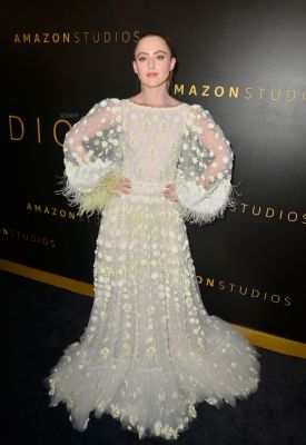 HQ
