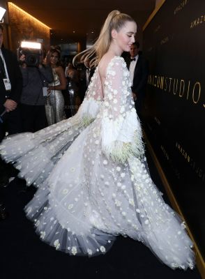 HQ
