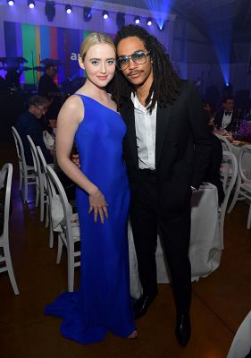 HQ
