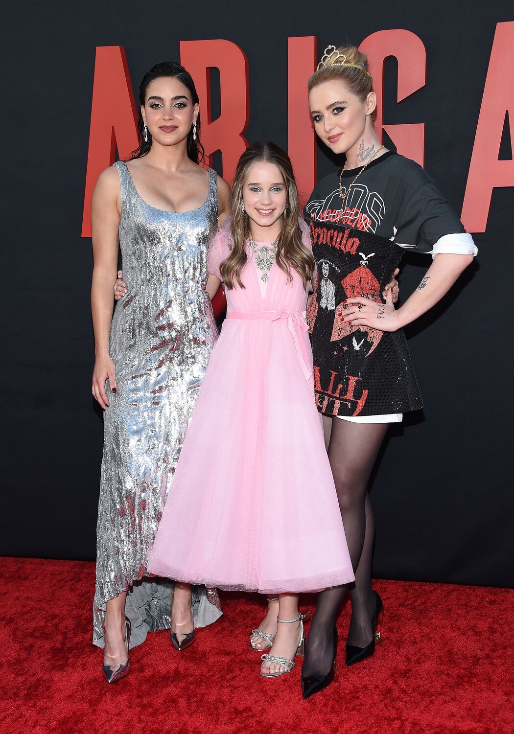 arrivingabigailpremiere170428-150.jpg