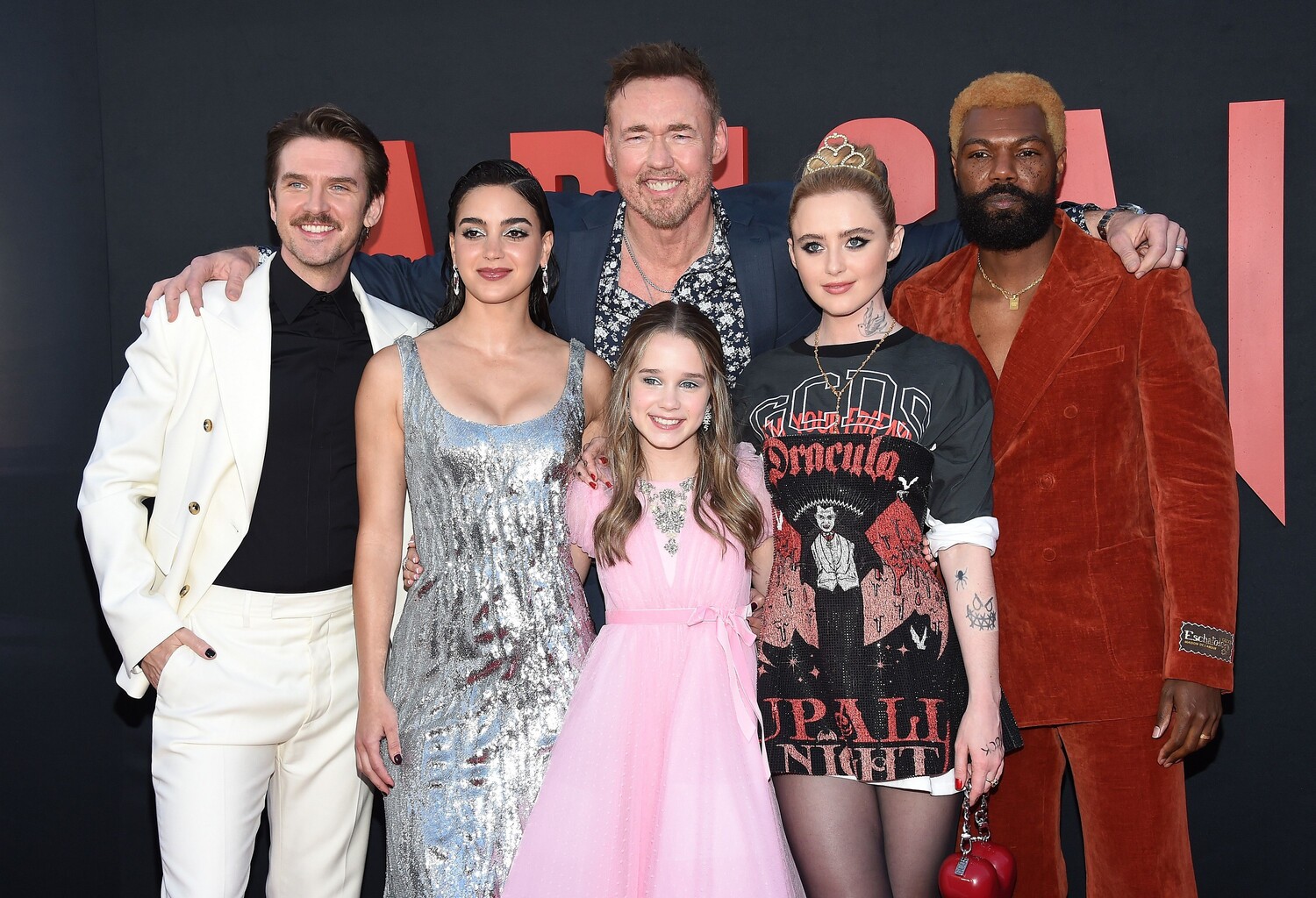 arrivingabigailpremiere170428-152.jpg