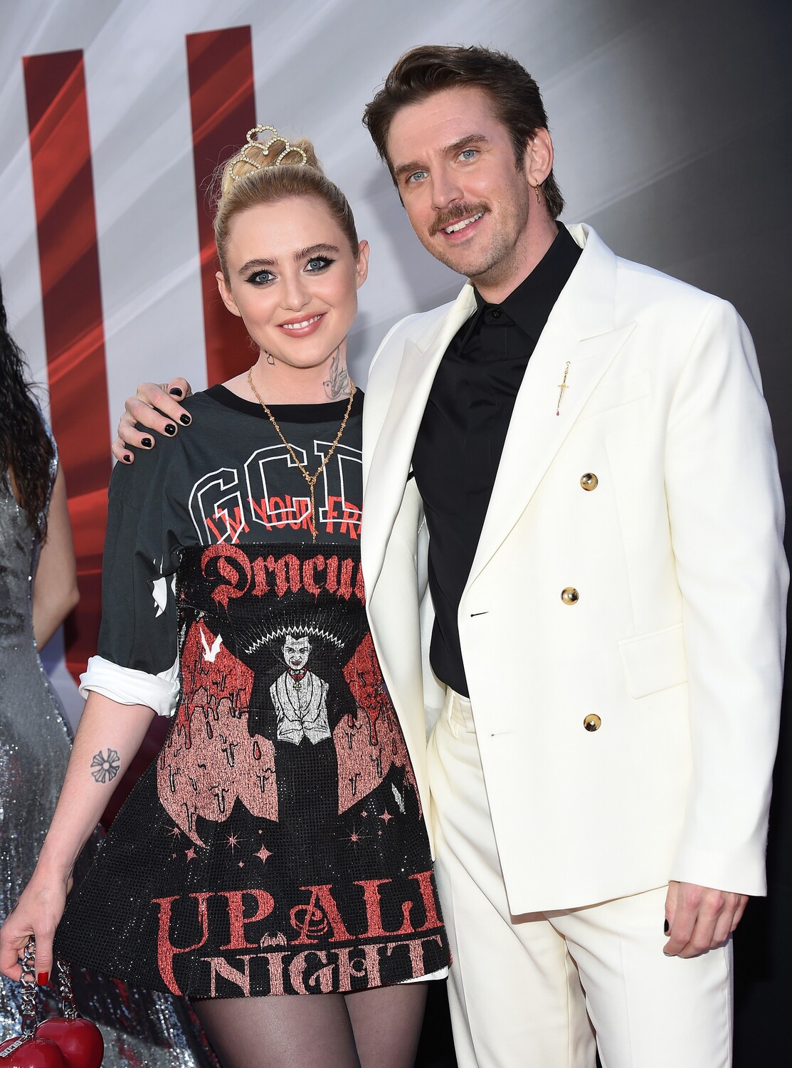 arrivingabigailpremiere170428-159.jpg