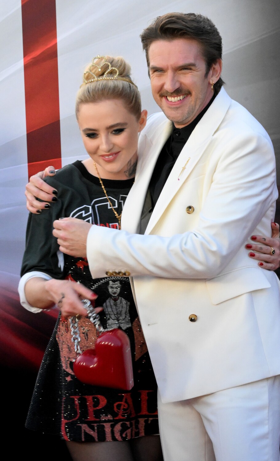 arrivingabigailpremiere170428-164.jpg