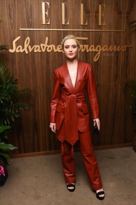 HQ
