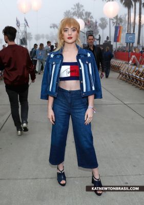 HQ
