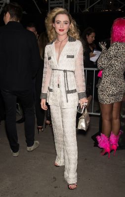 HQ
