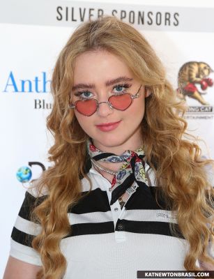HQ
