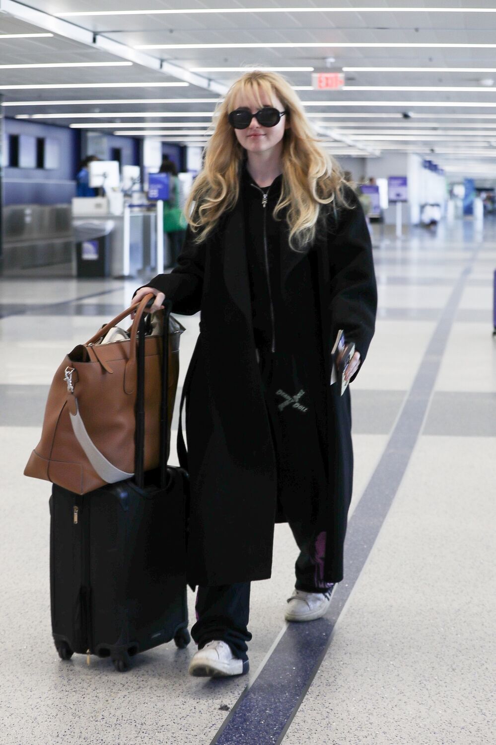 lax030423-002.jpg