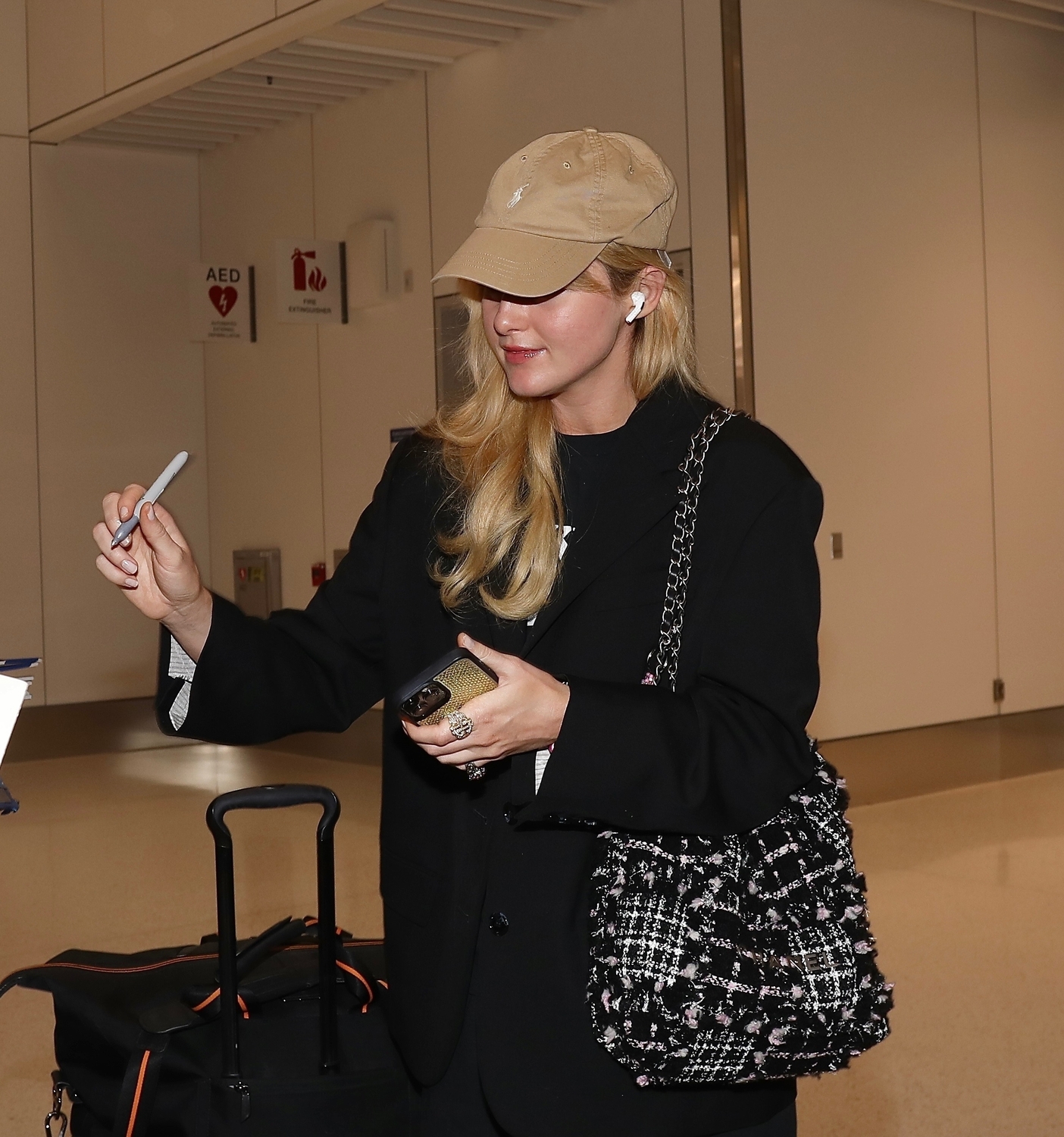 lax151023-009.jpg