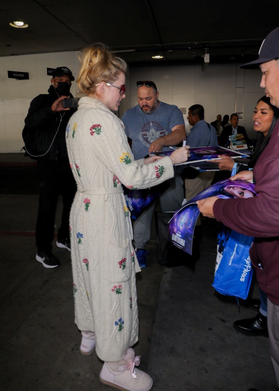 lax170223-007.JPG