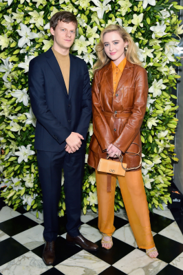 HQ

