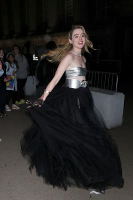 HQ
